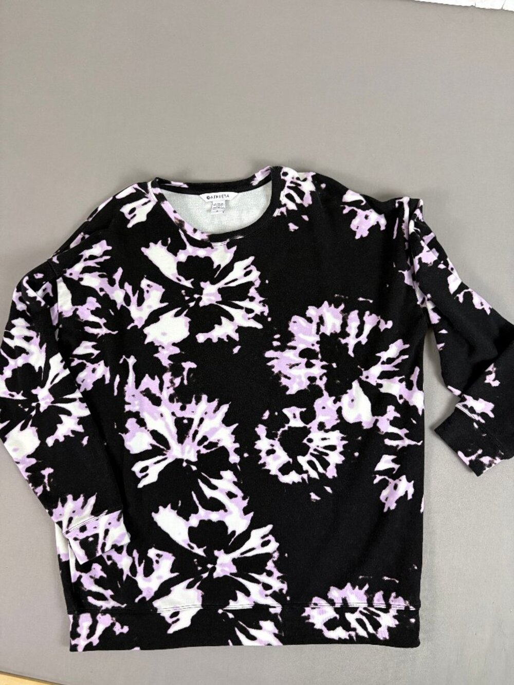Athleta Balance Pullover Chakra Floral Black Lavender Sweatshirt M